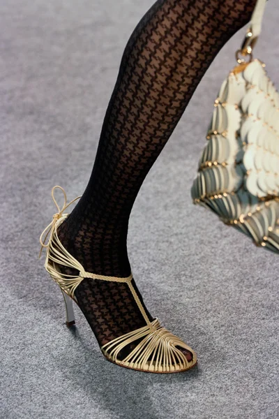 Look 25